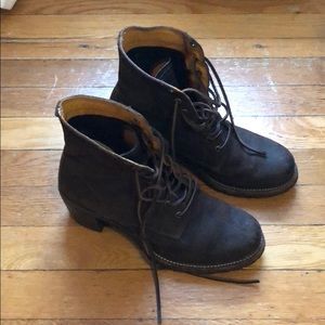 Excellent condition Frye heeled boots